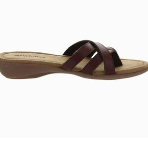 Minnetonka Sunny Leather Flip Flop Thong Sandals – Dark Brown 9N NWT